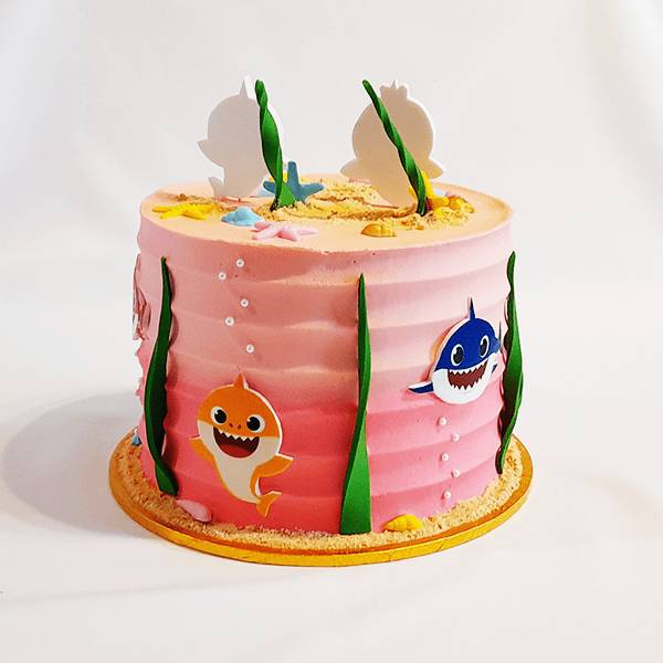 baby-shark-themed-cake